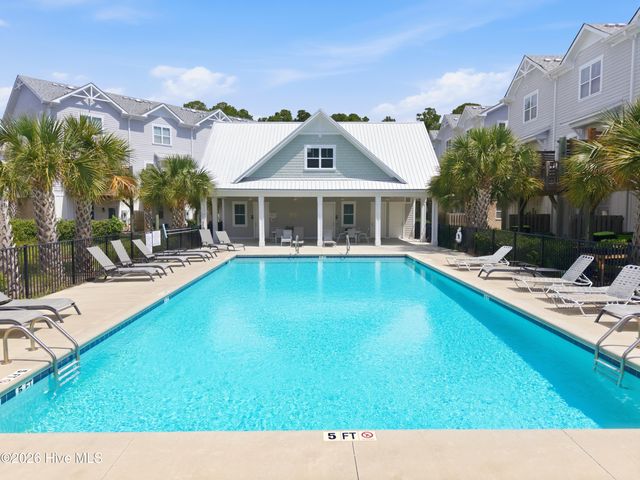 1810 Bungalow Row, Wilmington, NC 28409