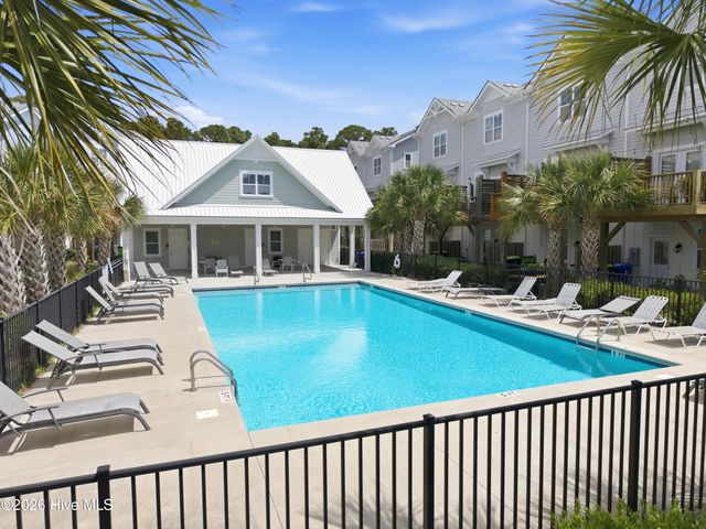 1810 Bungalow Row, Wilmington, NC 28409