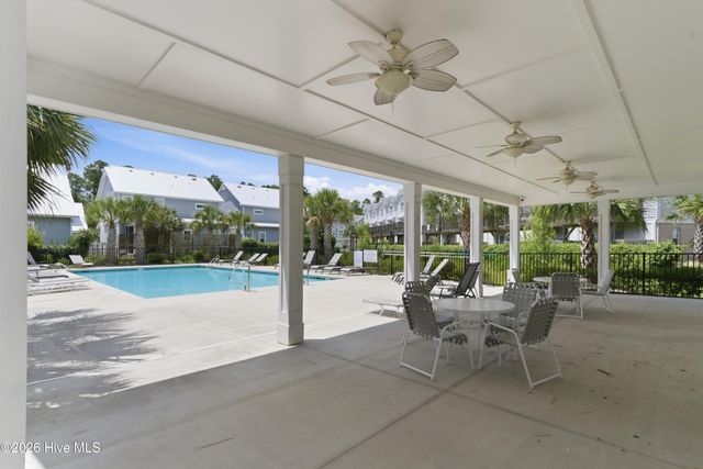 1810 Bungalow Row, Wilmington, NC 28409