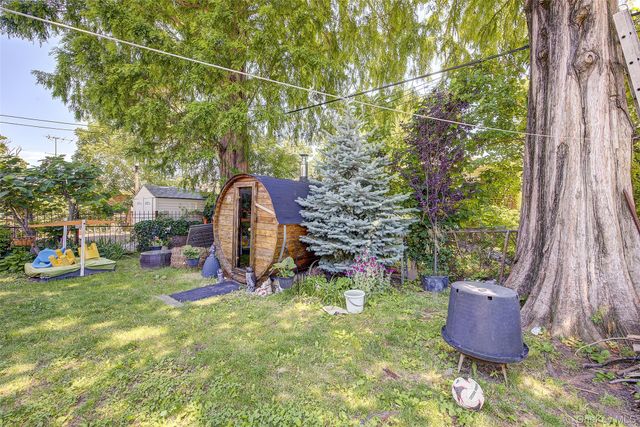71-15 167th Street, Fresh Meadows, NY 11365
