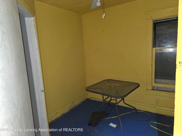 2315 N High Street, Lansing, MI 48906