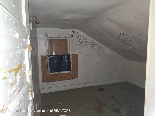 2315 N High Street, Lansing, MI 48906