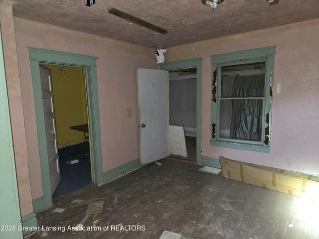 2315 N High Street, Lansing, MI 48906