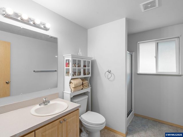 16110 S Maplelane Rd, Oregon City, OR 97045