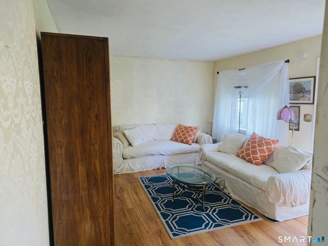 116 Snow Crystal Lane, Stamford, CT 06905