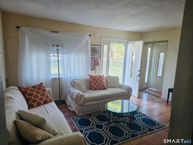 116 Snow Crystal Lane, Stamford, CT 06905