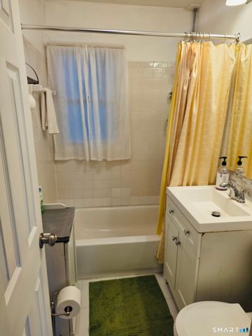 116 Snow Crystal Lane, Stamford, CT 06905
