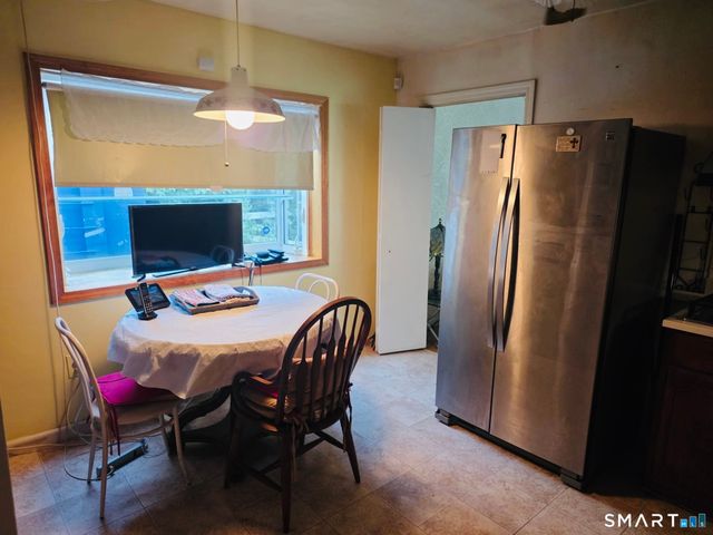 116 Snow Crystal Lane, Stamford, CT 06905