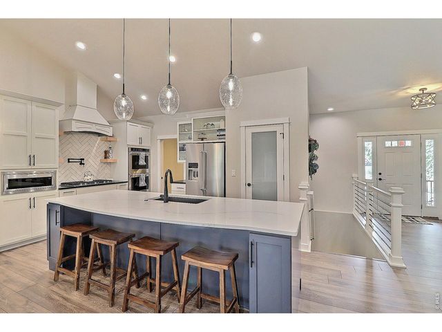 3105 67th Ave Pl, Greeley, CO 80634