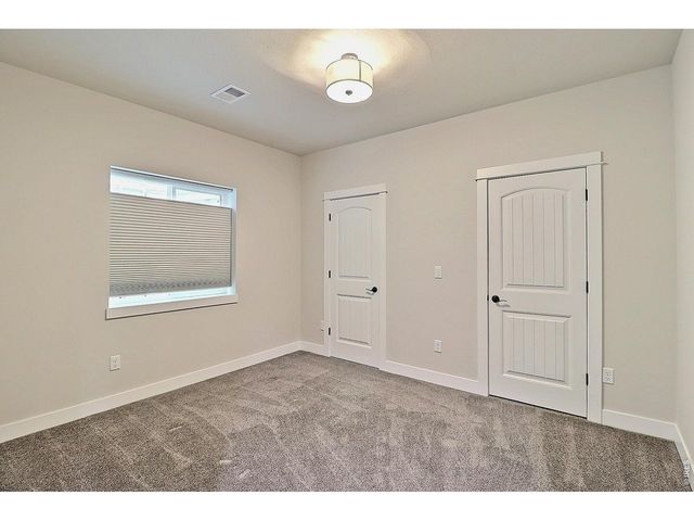 3105 67th Ave Pl, Greeley, CO 80634