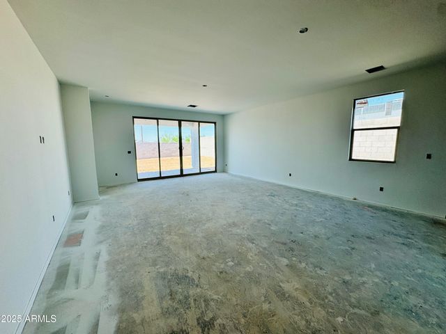 47333 W COE Street, Maricopa, AZ 85139