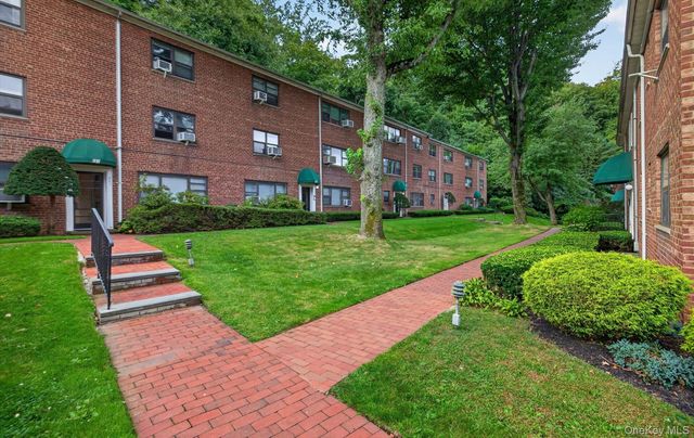 317 Main Street C, Roslyn, NY 11576