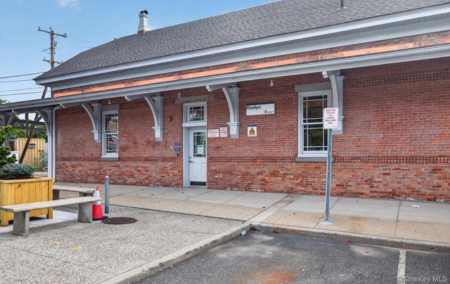 317 Main Street C, Roslyn, NY 11576