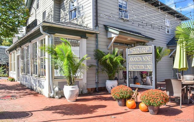317 Main Street C, Roslyn, NY 11576