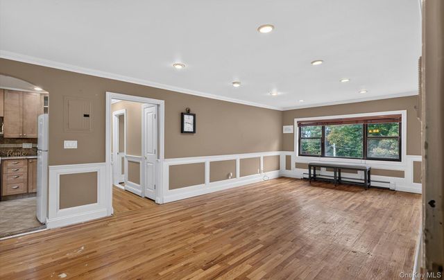 317 Main Street C, Roslyn, NY 11576