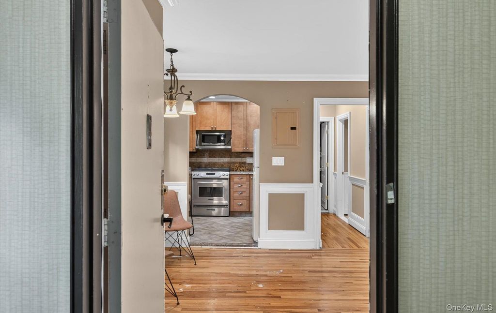 317 Main Street C, Roslyn, NY 11576 — photo 5