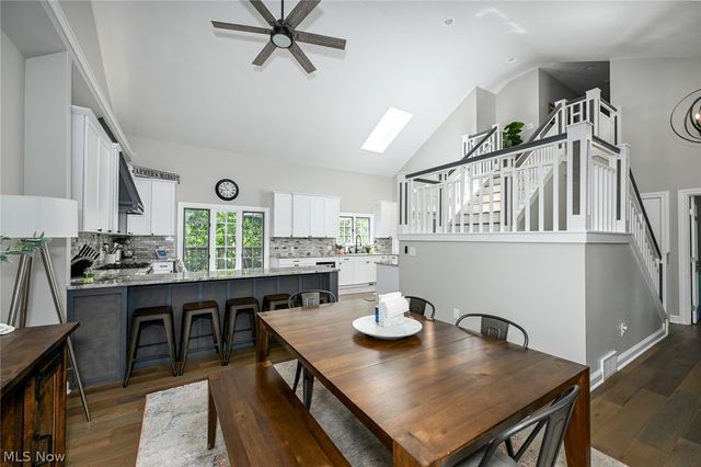 8465 Settlers Passage, Brecksville, OH 44141