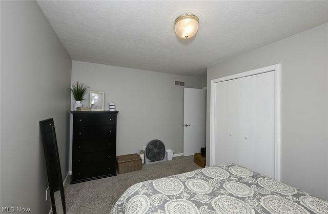 8465 Settlers Passage, Brecksville, OH 44141