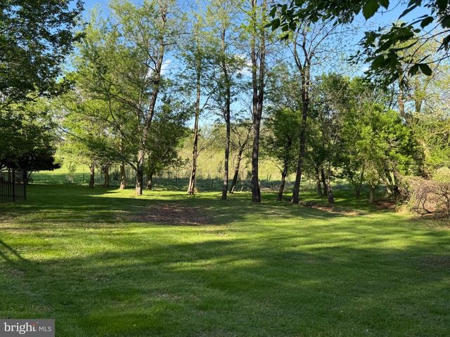 14140 SENECA RD, Darnestown, MD 20874