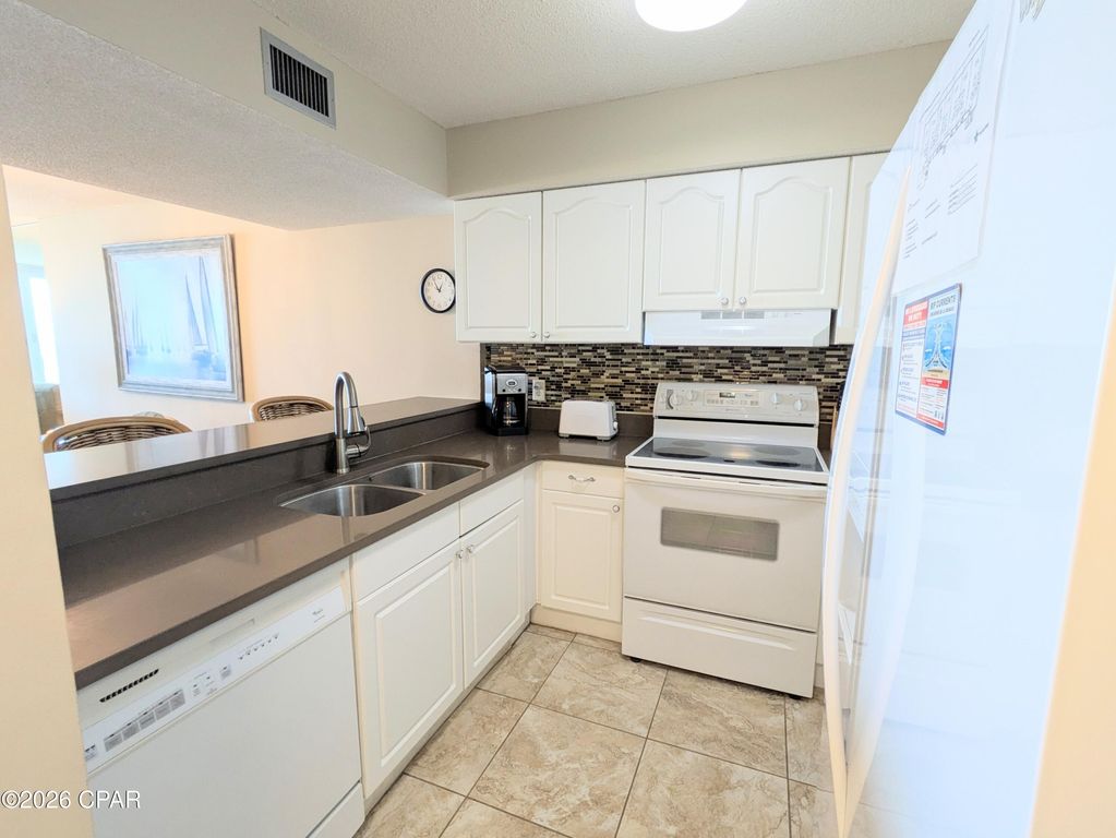 Image 3 of property listing at 7205 Thomas Drive C305, Panama City Beach, FL 32408