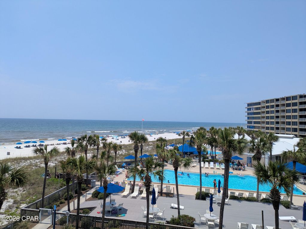 Image 9 of property listing at 7205 Thomas Drive C305, Panama City Beach, FL 32408