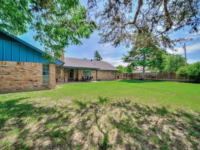 1406 Churchill Drive, Denton, TX 76209