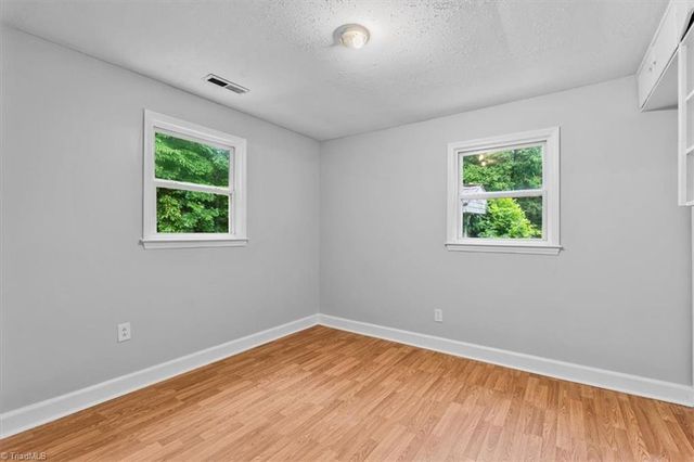 1655 Oakleigh Road, Mcleansville, NC 27301