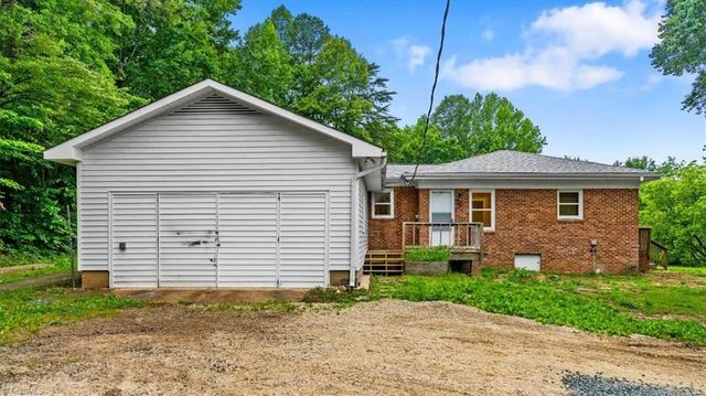 1655 Oakleigh Road, Mcleansville, NC 27301