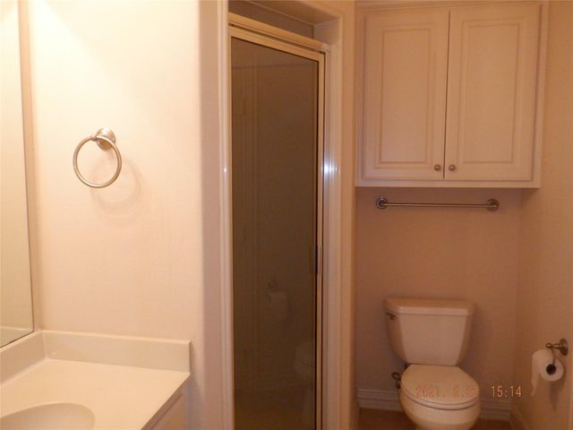 1903 Spring Cedar Lane, Houston, TX 77077