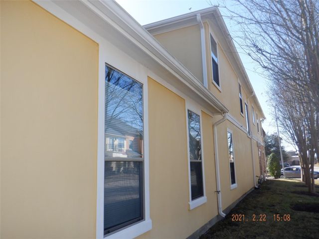 1903 Spring Cedar Lane, Houston, TX 77077