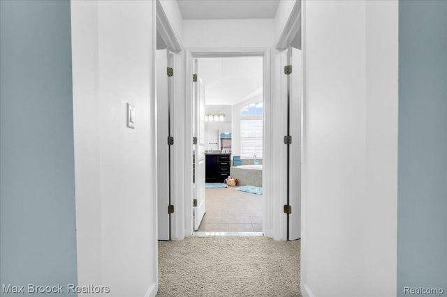 27023 Ladbroke Street, Novi, MI 48374