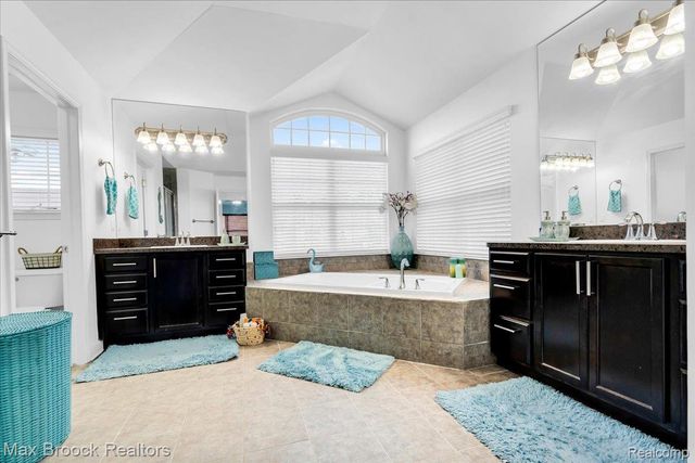 27023 Ladbroke Street, Novi, MI 48374
