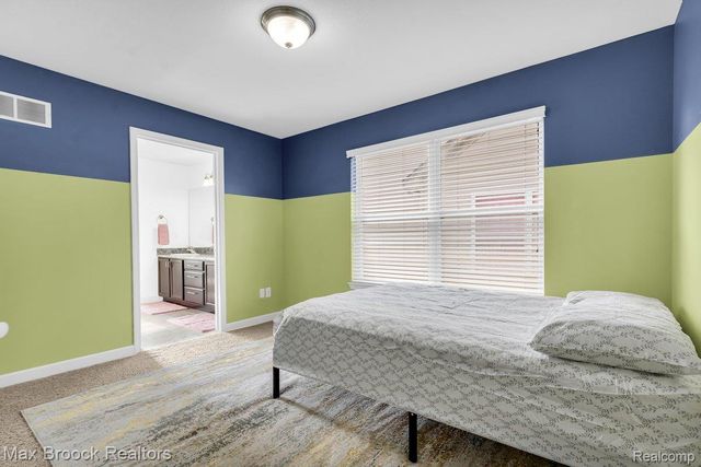 27023 Ladbroke Street, Novi, MI 48374