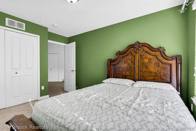 27023 Ladbroke Street, Novi, MI 48374