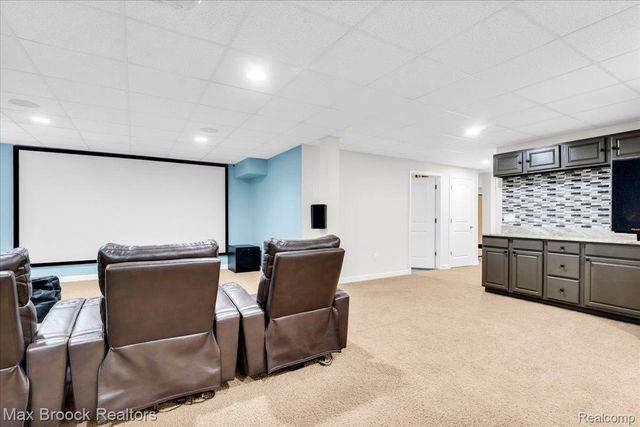 27023 Ladbroke Street, Novi, MI 48374