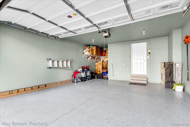 27023 Ladbroke Street, Novi, MI 48374