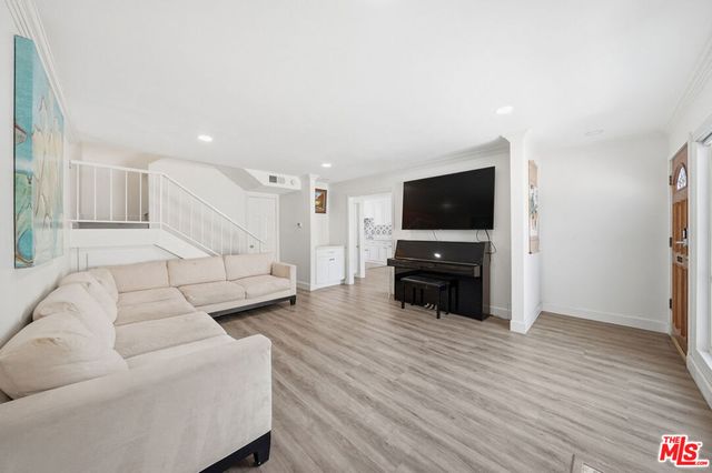 3442 Del Amo Boulevard, Torrance, CA 90503