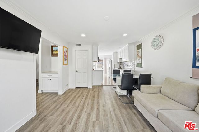 3442 Del Amo Boulevard, Torrance, CA 90503