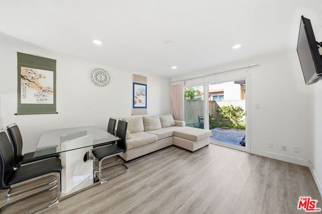 3442 Del Amo Boulevard, Torrance, CA 90503