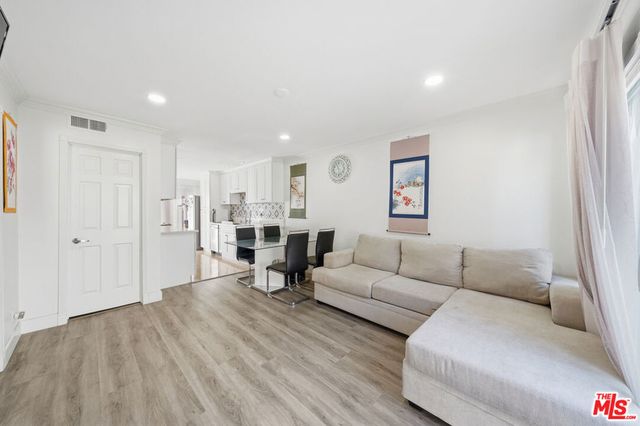 3442 Del Amo Boulevard, Torrance, CA 90503