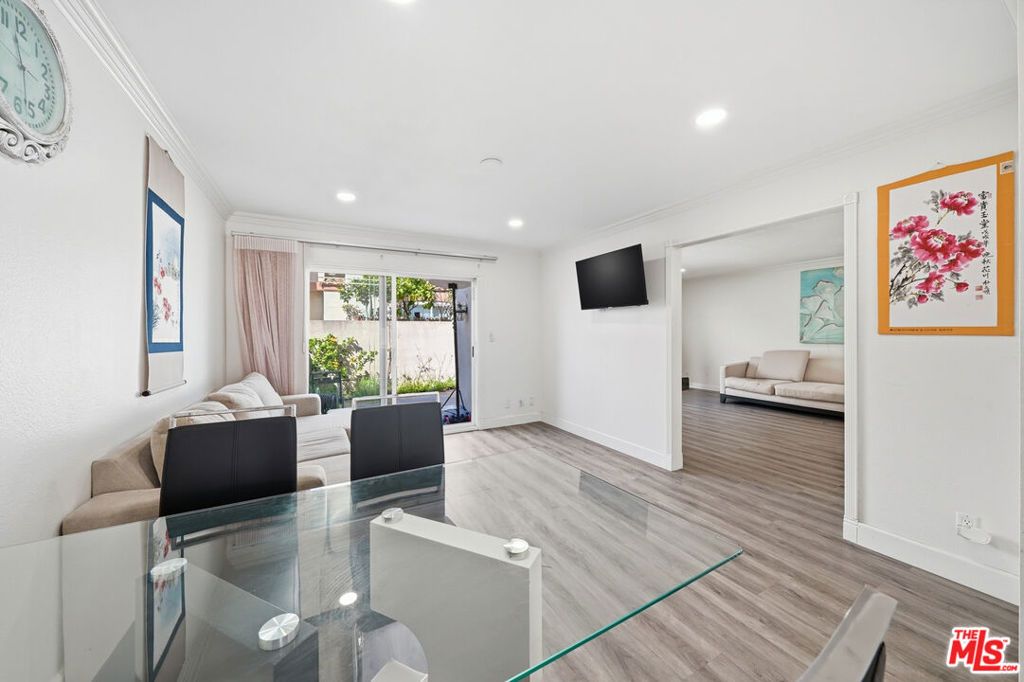 Image 24 of property listing at 3442 Del Amo Boulevard, Torrance, CA 90503