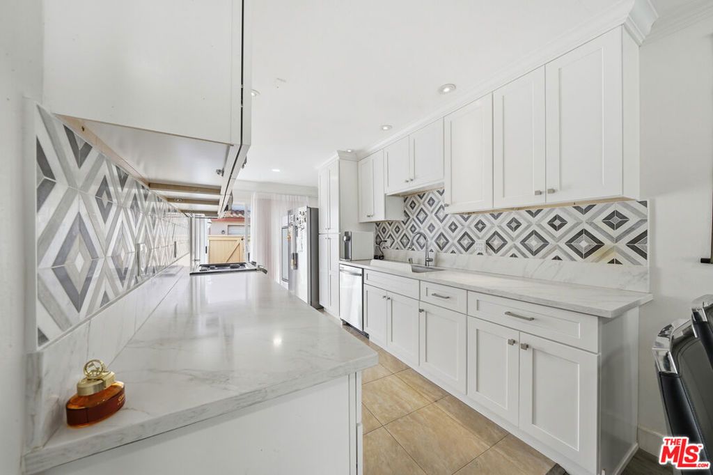 Image 28 of property listing at 3442 Del Amo Boulevard, Torrance, CA 90503