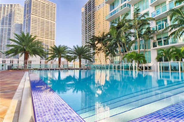 31 SE 5th St 1208, Miami, FL 33131