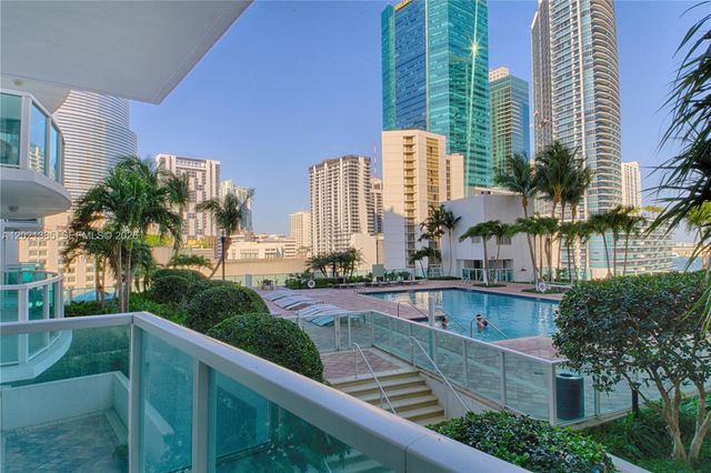 31 SE 5th St 1208, Miami, FL 33131