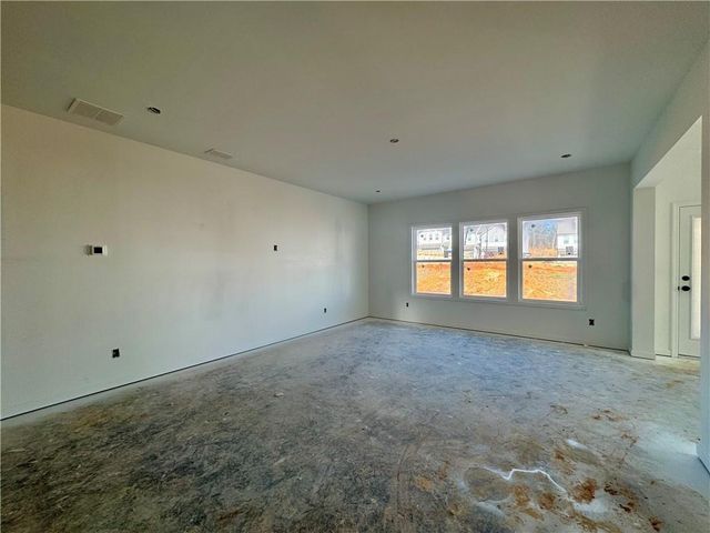 5545 Coalie Trace, Flowery Branch, GA 30542