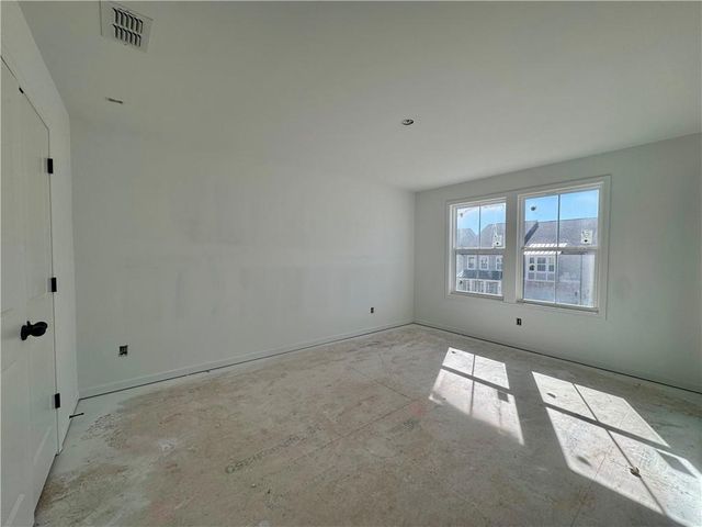 5545 Coalie Trace, Flowery Branch, GA 30542