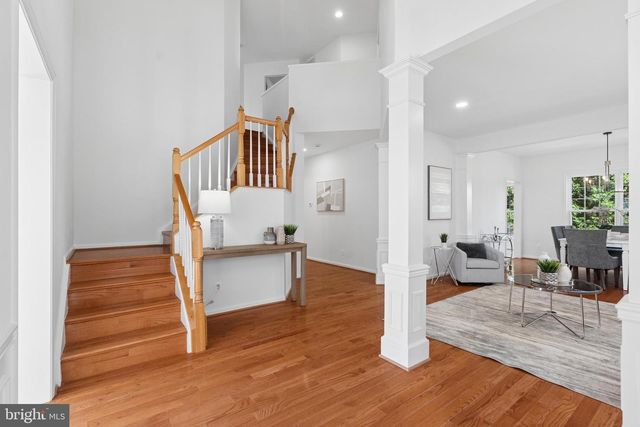 2460 LEYLAND RIDGE RD, Herndon, VA 20171