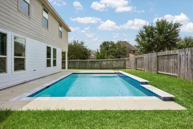 16603 Radiant Lilac Trail, Cypress, TX 77433