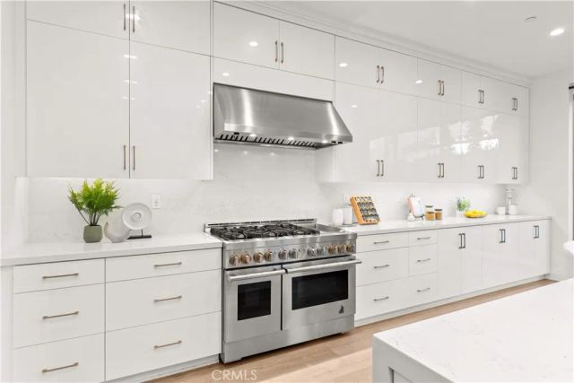 234 Coal Mine, Irvine, CA 92602