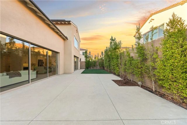234 Coal Mine, Irvine, CA 92602